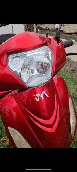 Vand tricicleta aproape noua