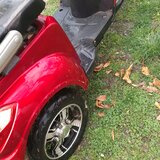 Vand tricicleta aproape noua